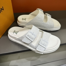 Louis Vuitton Slippers